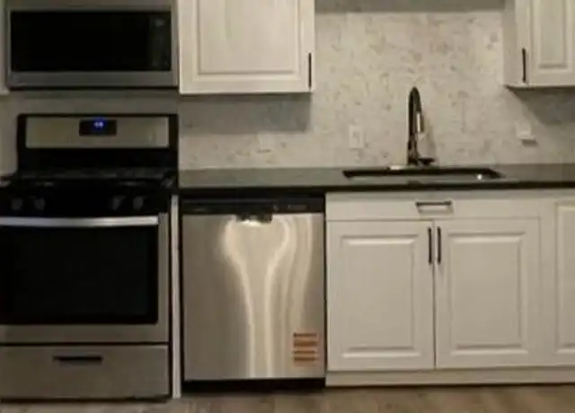Property at 32105 Genessee St, Westland, MI, 48186, 3 beds, 1 bath, [object Object]