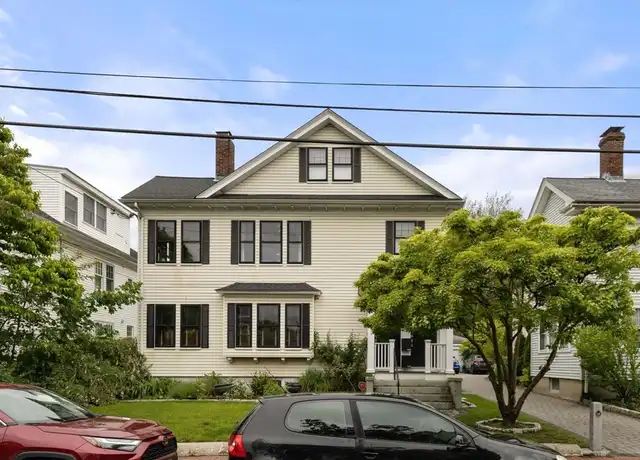 Property at 15 Hollis St Unit 2, Cambridge, MA, 02140, 2 beds, 1 bath, [object Object]