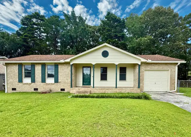 Property at 121 Pinewood St, Ladson, SC, 29456, 3 beds, 1.5 baths, [object Object]