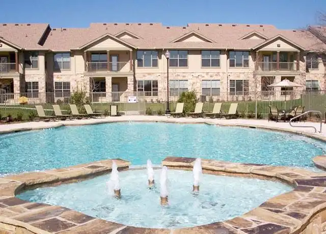 Property at 821 S Polk St, Desoto, TX, 75115, 1 bed, 1 bath, [object Object]