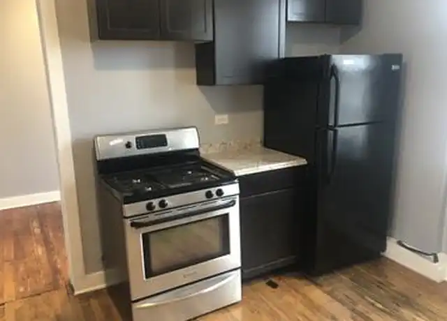 Property at 1714 W 46th St Unit 2W, Chicago, IL, 60609, 2 beds, 1 bath, [object Object]