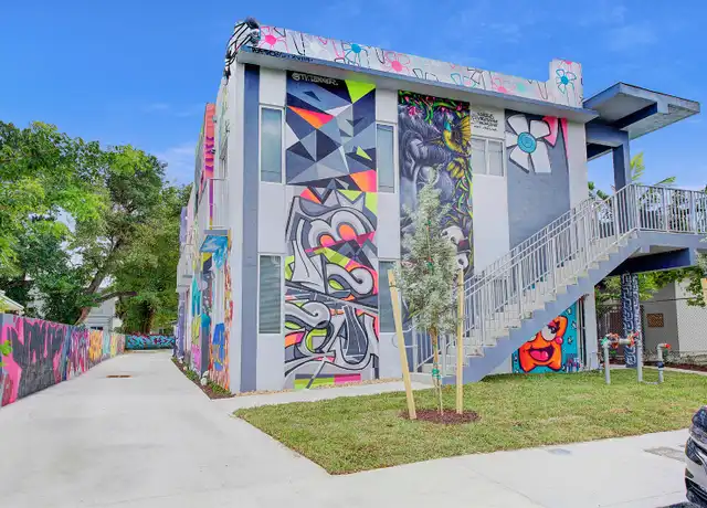 Property at 346 NW 35th St Unit 4, Miami, FL, 33127, 1 bed, 2 baths, [object Object]