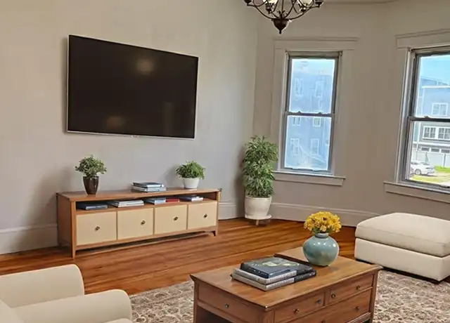 Property at 1060 Dorchester Ave Unit 2, Boston, MA, 02125, 3 beds, 1 bath, [object Object]