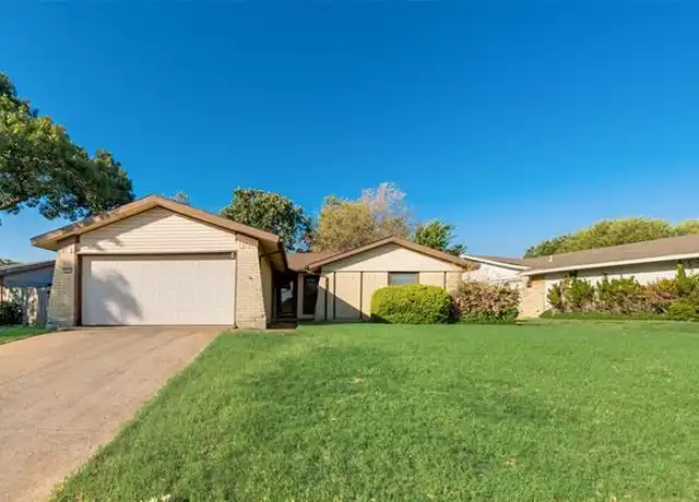Property at 1016 Summit Cir, Carrollton, TX, 75006, 3 beds, 2 baths, [object Object]