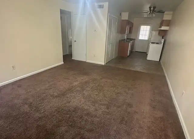 Property at 828 S Caraway Rd Unit 6C, Jonesboro, AR, 72401, 2 beds, 1.5 baths, [object Object]