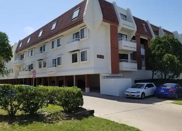 Property at 3115 Helms St, Austin, TX, 78705, 1 bed, 1 bath, [object Object]