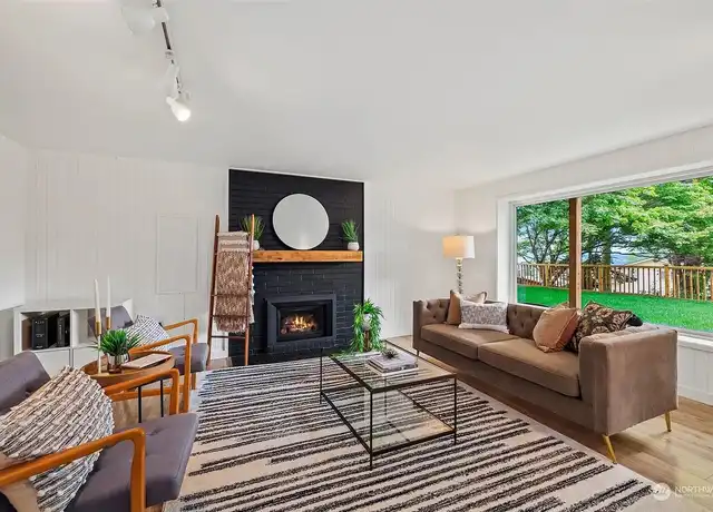 Property at 8456 6th Ave SW, Seattle, WA, 98106, 3 beds, 1 bath, [object Object]