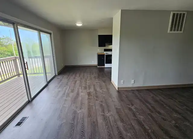 Property at 341 W Cook Rd Unit 2, Mansfield, OH, 44907, 2 beds, 1 bath, [object Object]