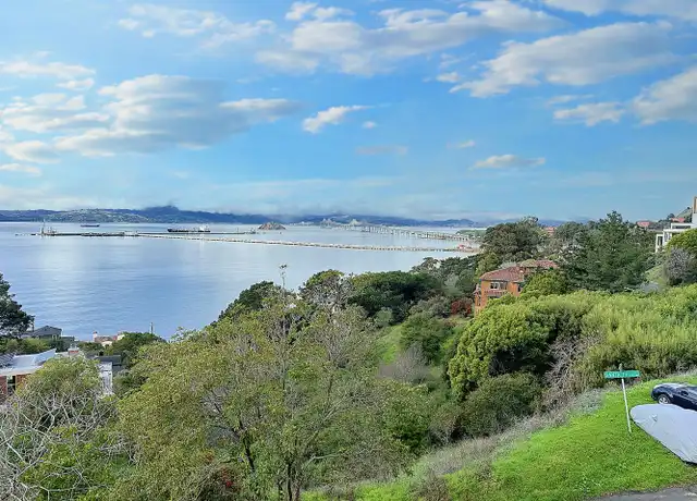 Property at 447 Santa Fe Ave Unit 4, Richmond, CA, 94801, 1 bed, 1 bath, [object Object]
