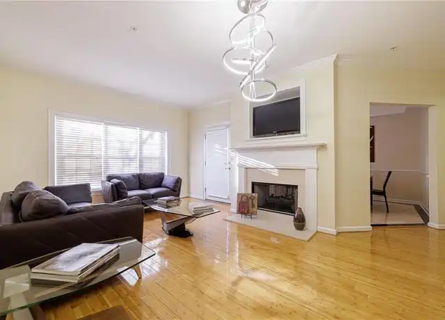 Property at 3275 Lenox Rd NE #214, Atlanta, GA, 30324, 1 bed, 1.5 baths, [object Object]