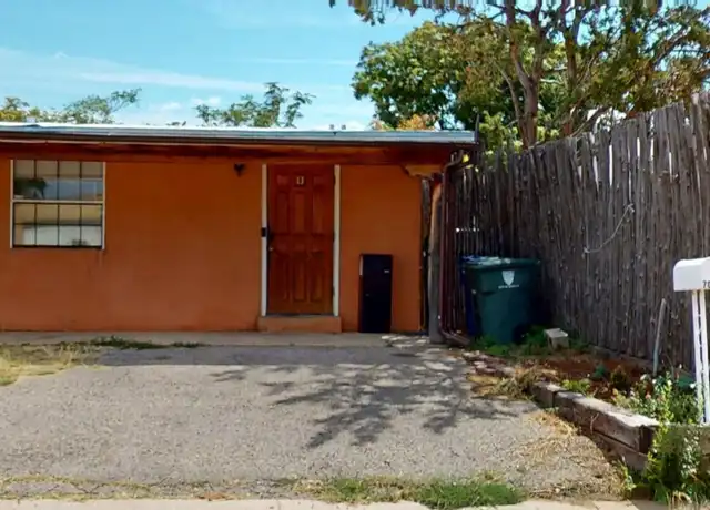Property at 702 Columbia St, Santa Fe, NM, 87505, 2 beds, 1 bath, [object Object]