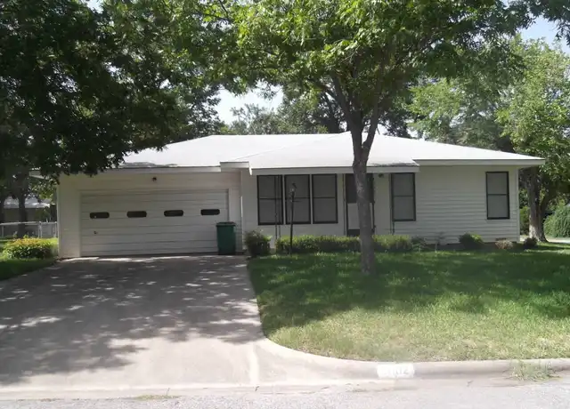Property at 1002 Kirk St, Taylor, TX, 76574, 2 beds, 1.5 baths, [object Object]