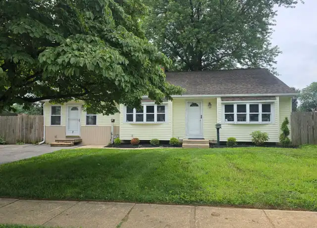 Property at 7 Todd Ln, Newark, DE, 19713, 3 beds, 2 baths, [object Object]