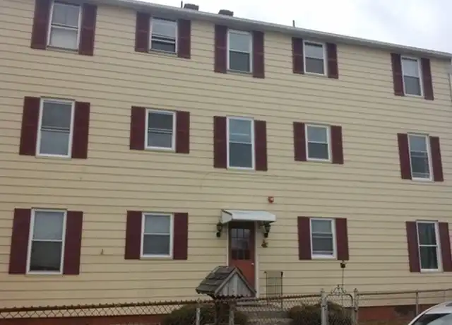 Property at 65 Roberts St Unit 4, West Warwick, RI, 02893, 2 beds, 1 bath, [object Object]