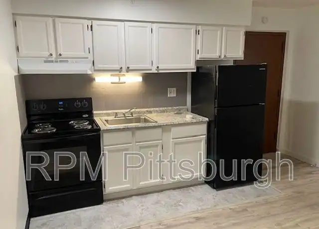 Property at 932 Penn Ave Unit 4, Turtle Creek, PA, 15145, 1 bed, 1 bath, [object Object]