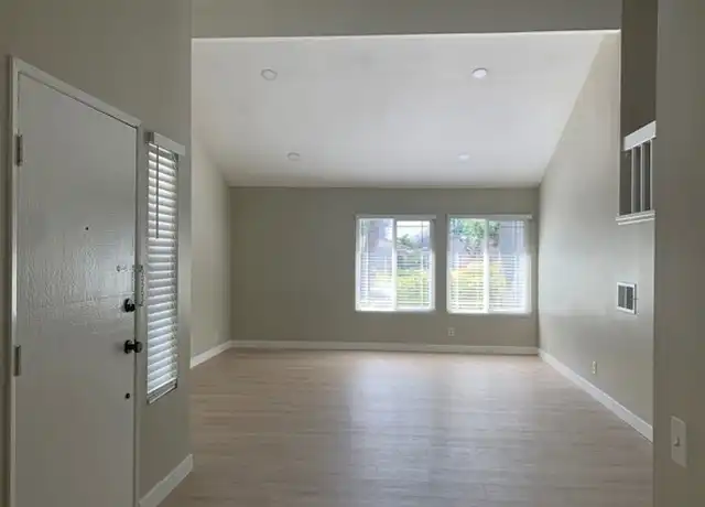 Property at 20 Alba E, Irvine, CA, 92620, 4 beds, 2.5 baths, [object Object]
