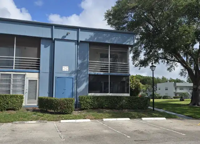 Property at 791 Normandy Q, Delray Beach, FL, 33484, 1 bed, 1.5 baths, [object Object]