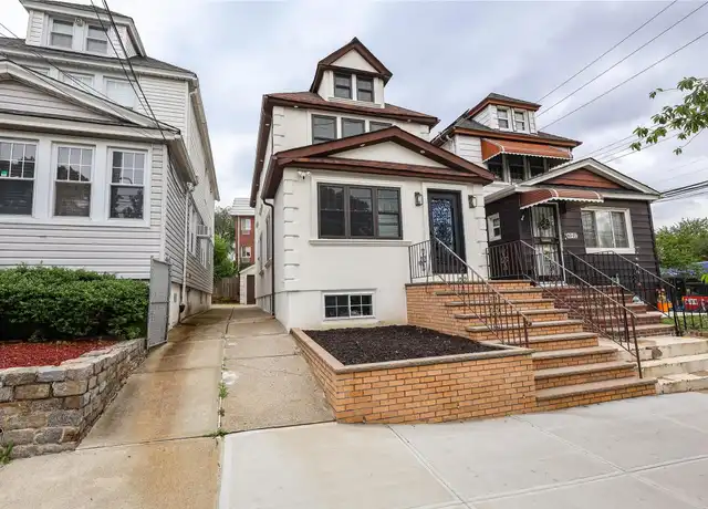 Property at 65-04 80th St Unit 1, Flushing, NY, 11379, 1 bed, 2 baths, [object Object]