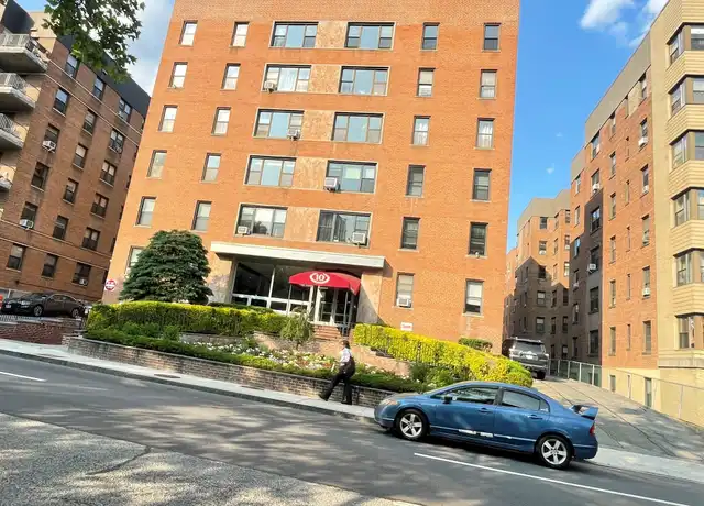 Property at 10 N Broadway Unit 2G, White Plains, NY, 10601, 0 beds, 1 bath, [object Object]
