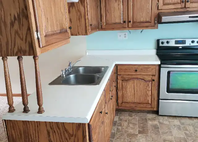 Property at 731 Hickory Dr Unit 2, Pulaski, TN, 38478, 3 beds, 1 bath, [object Object]