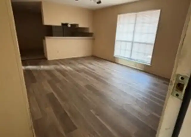 Property at 120 E 37th St Unit 2, Texarkana, AR, 71854, 2 beds, 1 bath, [object Object]