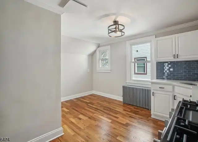 Property at 72 Van Ness Ter, Maplewood, NJ, 07040, 2 beds, 1 bath, [object Object]