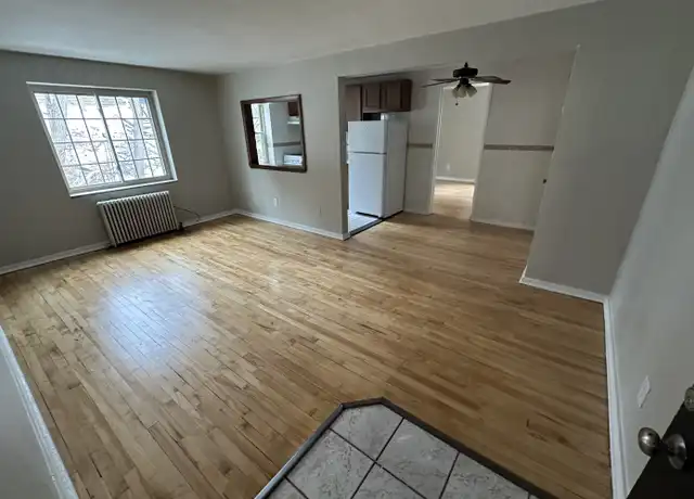 Property at 111 Mount Lebanon Blvd Unit 10, Pittsburgh, PA, 15228, 1 bed, 1 bath, [object Object]
