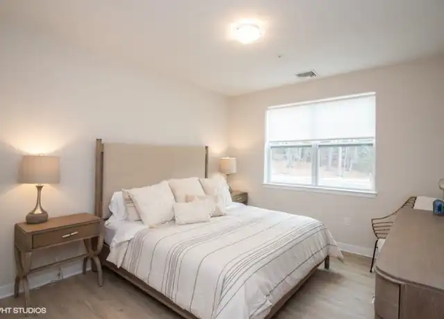 Property at 100 Lexington St Unit 5202, Windsor, CT, 06095, 2 beds, 2 baths, [object Object]