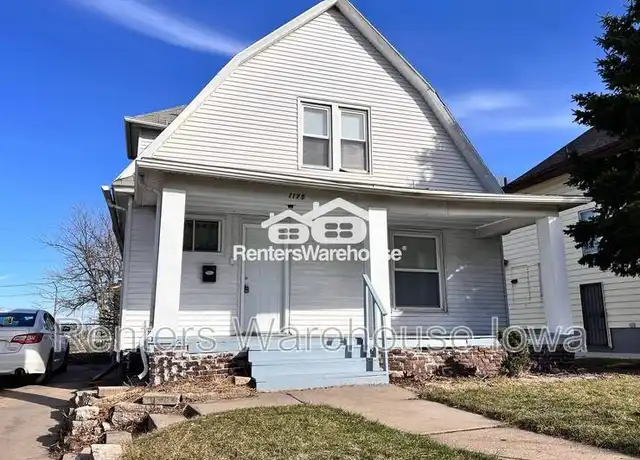 Property at 1175 Martin Luther King Jr Pkwy, Des Moines, IA, 50314, 4 beds, 2 baths, [object Object]
