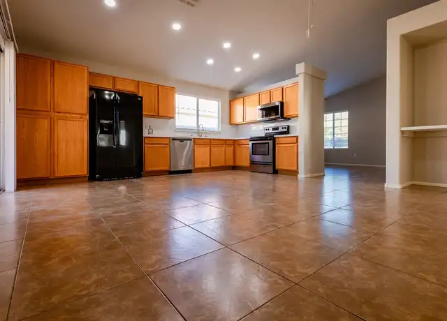 Property at 2462 E Springfield Pl, Chandler, AZ, 85286, 3 beds, 2 baths, [object Object]