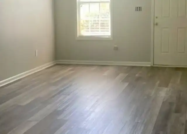 Property at 115 Ryland Ridge Cir Unit 10, Huntsville, AL, 35811, 2 beds, 1 bath, [object Object]