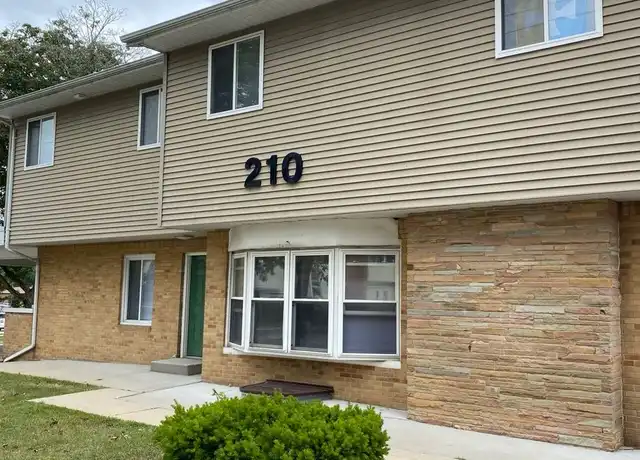 Property at 210 W Bellows St Unit 210B, Mt Pleasant, MI, 48858, 6 beds, 2 baths, [object Object]