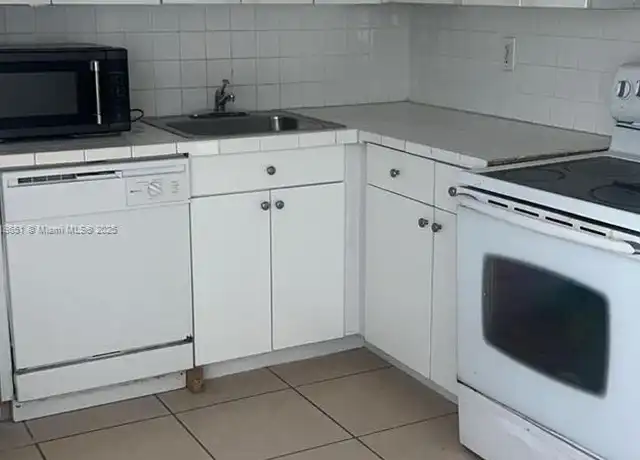 Property at 4820 NW 9th Dr #4820, Plantation, FL, 33317, 2 beds, 1.5 baths, [object Object]