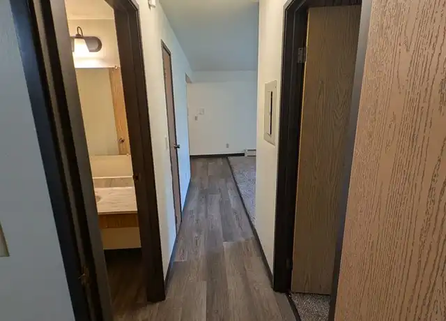 Property at 1201 E Gunn St Unit FB 2291, Appleton, WI, 54915, 2 beds, 1 bath, [object Object]