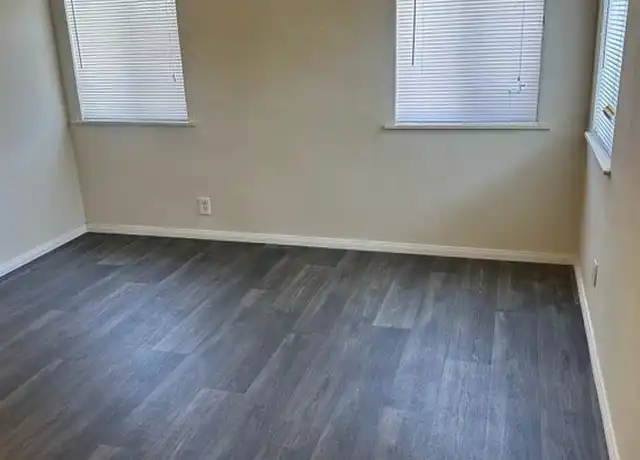 Property at 932 W 71st St Unit 932, Los Angeles, CA, 90044, 2 beds, 1 bath, [object Object]