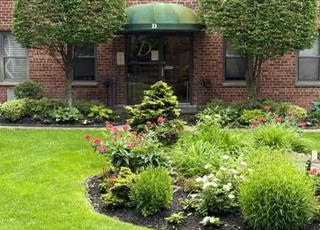 Property at 320 Atlantic Ave Unit D-11, East Rockaway, NY, 11518, 2 beds, 1 bath, [object Object]