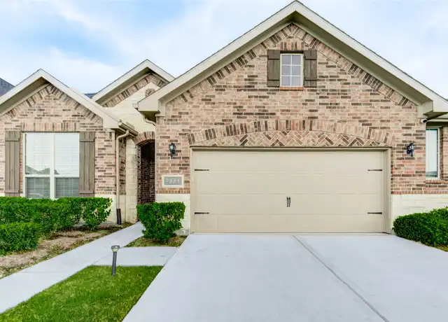 Property at 9884 Preserve Way, Conroe, TX, 77385, 4 beds, 3 baths, [object Object]