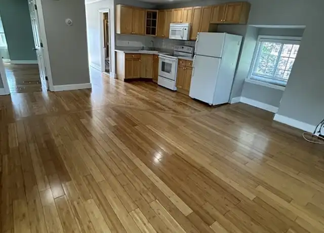 Property at 52 Port Norfolk St Unit 3, Dorchester, MA, 02122, 1 bed, 1 bath, [object Object]