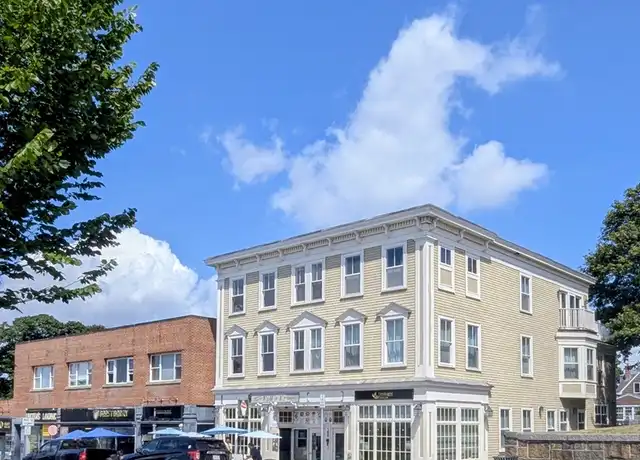 Property at 168 Humphrey St #2, Swampscott, MA, 01907, 2 beds, 2 baths, [object Object]