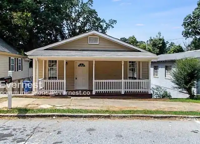Property at 951 Violet St SE, Atlanta, GA, 30315, 3 beds, 2 baths, [object Object]