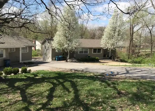 Property at 11417 E Lexington Ave, Sugar Creek, MO, 64054, 2 beds, 1 bath, [object Object]