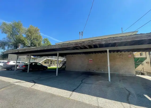 Photo of 6123 N Colton St, Spokane, WA 99208