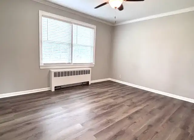 Property at 1700 Roslyn Dr Unit 21D, Burlington, NC, 27215, 2 beds, 1 bath, [object Object]