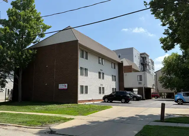 Property at 106 S Gregory St, Urbana, IL, 61801, 4 beds, 2 baths, [object Object]