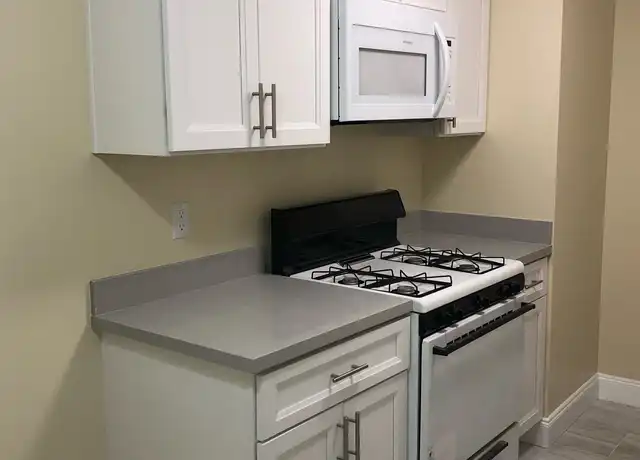 Property at 2230 Dwight Way Unit 201, Berkeley, CA, 94704, 1 bed, 1 bath, [object Object]