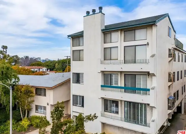 Property at 2008 S Bentley Ave #3, Los Angeles, CA, 90025, 3 beds, 2 baths, [object Object]