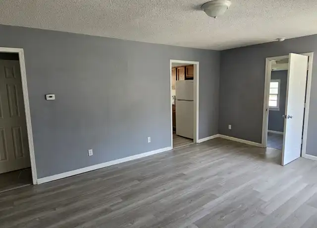Property at 537 S Lulu Ave, Wichita, KS, 67211, 3 beds, 1 bath, [object Object]
