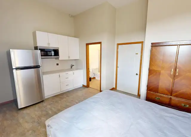 Property at 542 Benson Ave SW, Willmar, MN, 56201, 1 bed, 1 bath, [object Object]