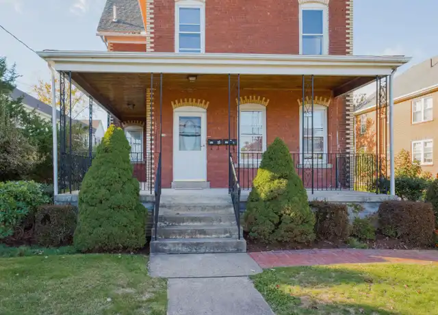 Property at 181 Newington Rd Unit A, West Hartford, CT, 06110, 1 bed, 1 bath, [object Object]
