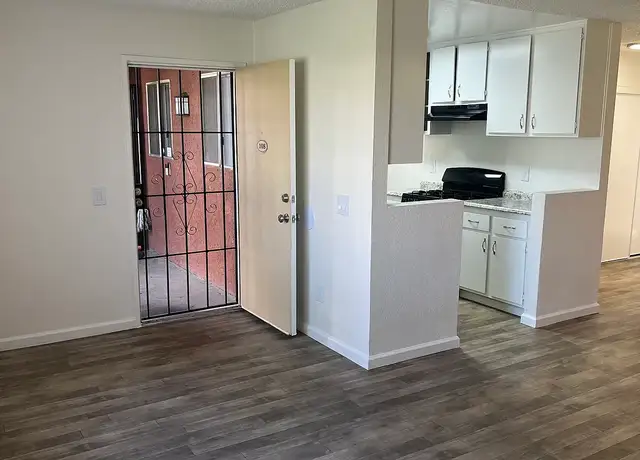 Photo of 7862 Lankershim Ave, Highland, CA 92346